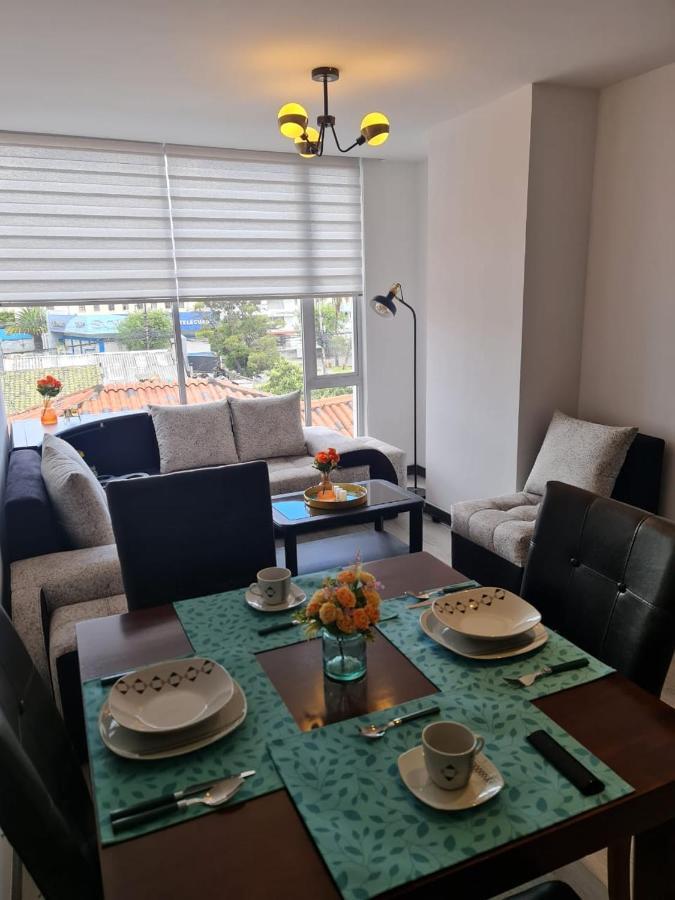 Hermoso departamento, céntrico y tranquilo Quito Esterno foto