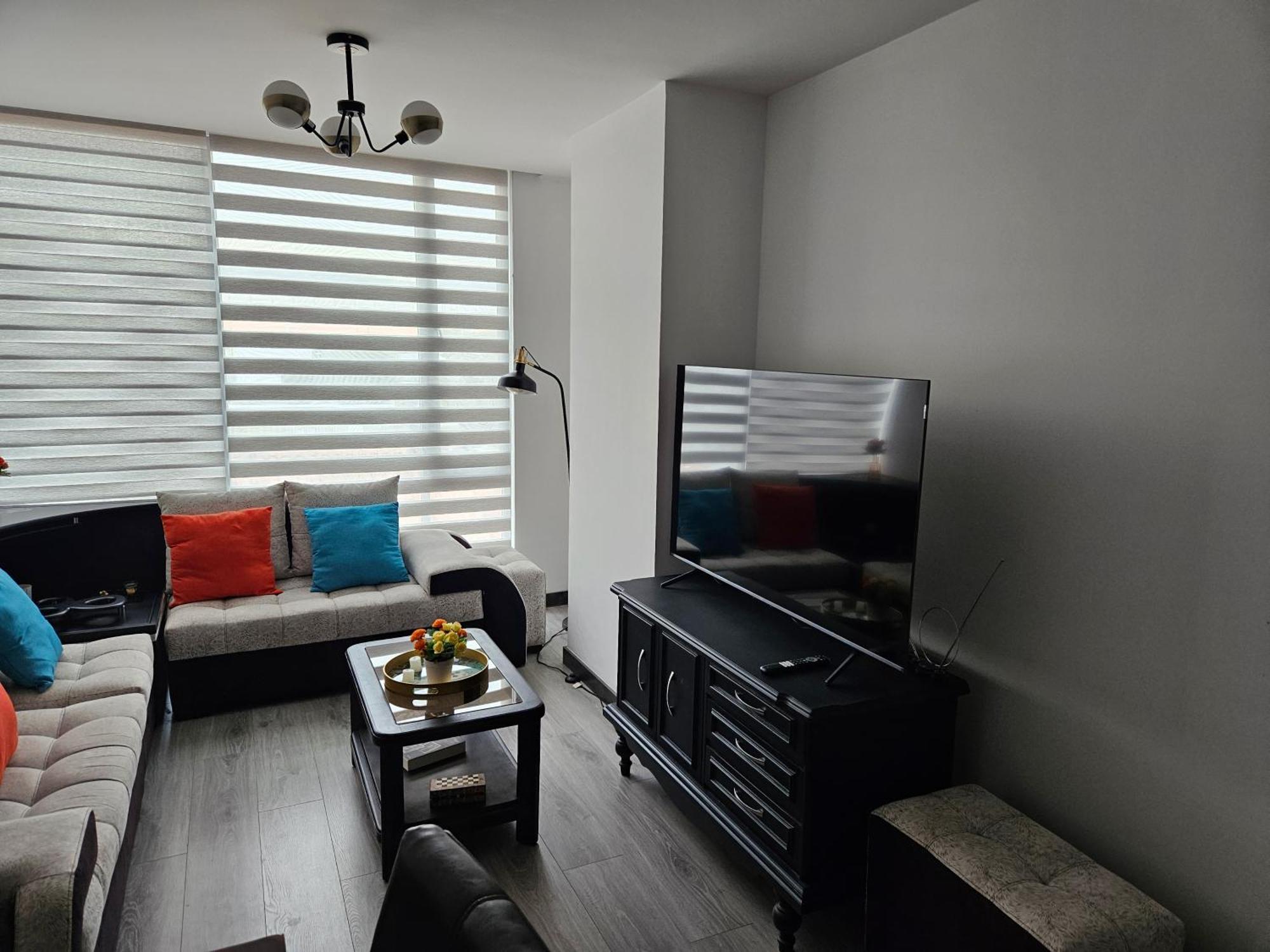 Hermoso departamento, céntrico y tranquilo Quito Esterno foto